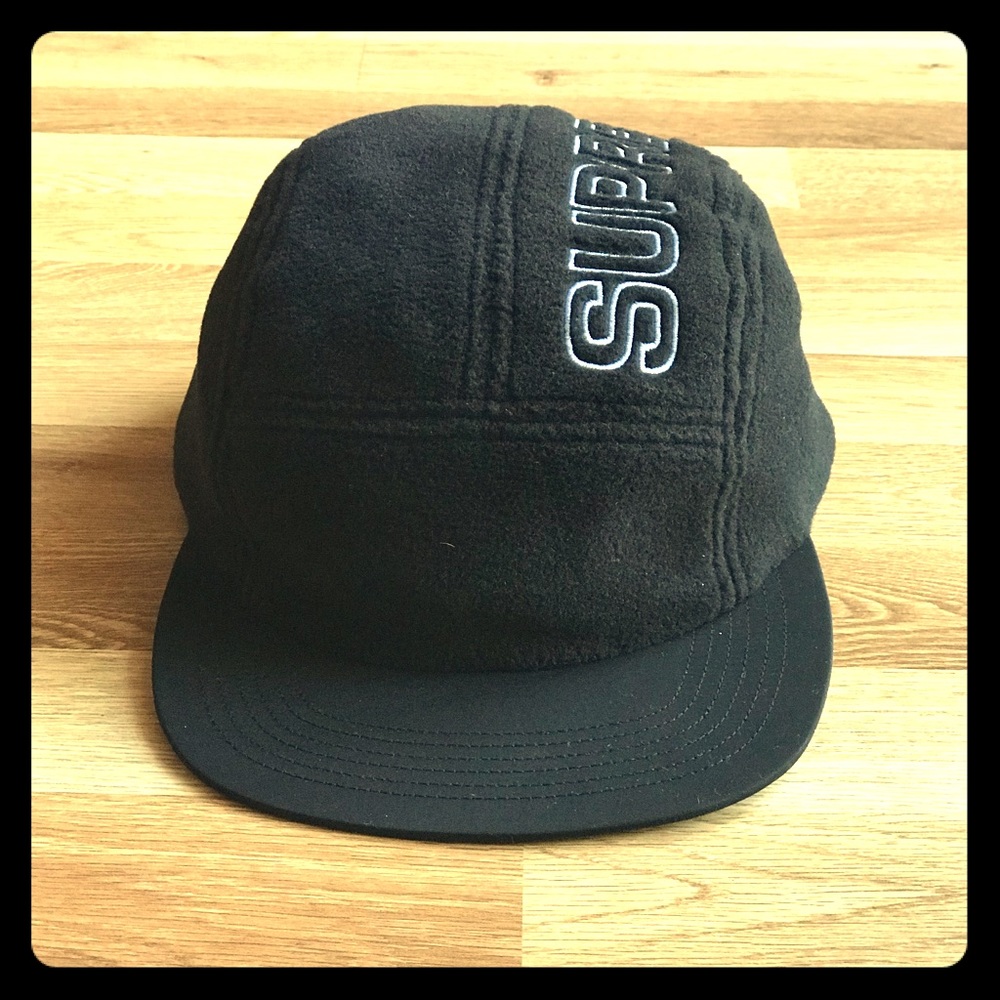 Supreme FW18 Polartec Fleece Cap in Black (S/M)